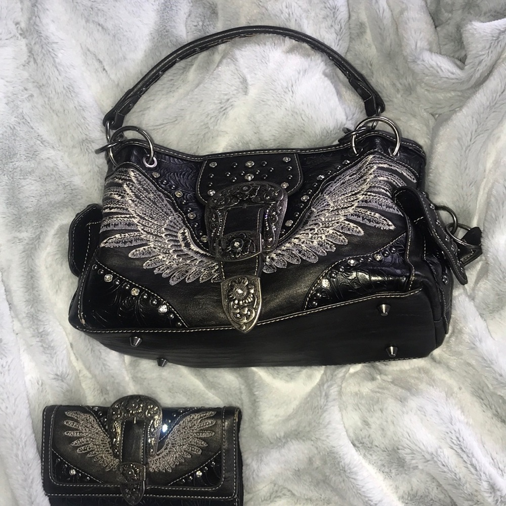 Concealed fire arm purse and wallet!